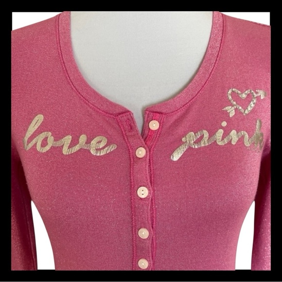 Vintage 2009 Victoria's Secret PINK Metallic Love Pink Shimmer Henley Tee Size S - Picture 3 of 9